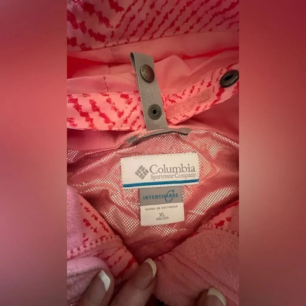 Columbia lightweight Pink Patterned Jacket - Picture 3 of 9